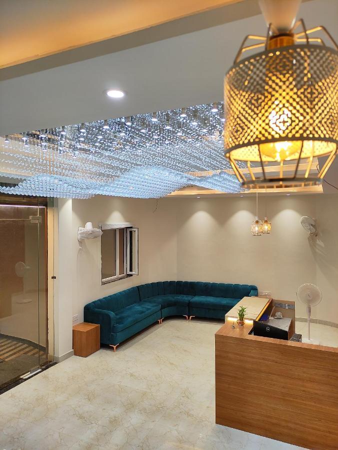 Hotel Satsang Grand Benares Buitenkant foto